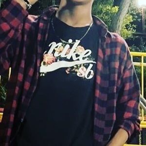 Meet your Posher, Marcos